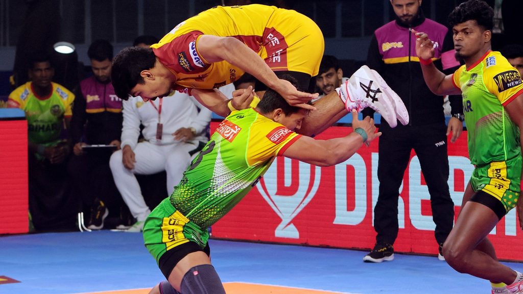 Patna Pirates Beat Telugu Titans In Match Of Pro Kabaddi