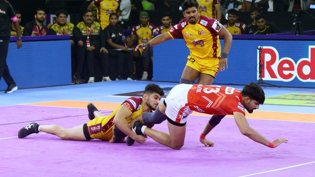 Gujarat Giants Beat Telugu Titans In Match Of Pro Kabaddi