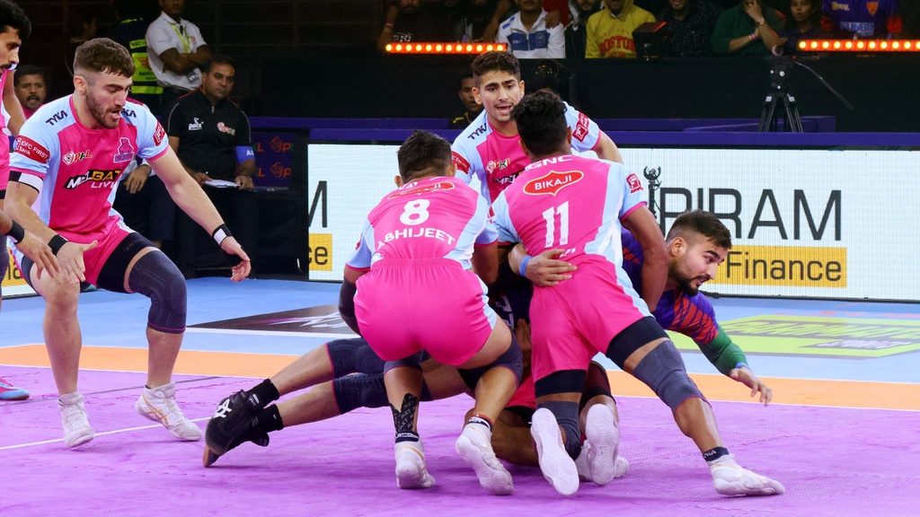 Jaipur Pink Panthers vs Haryana Steelers in match 72 of Pro Kabaddi