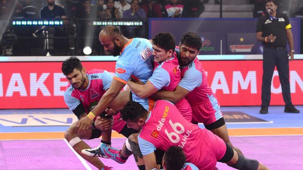 Arjun Deshwal's Super 10 helps Jaipur Pink Panthers beat Bengal Warriors in  vivo Pro Kabaddi Season 9