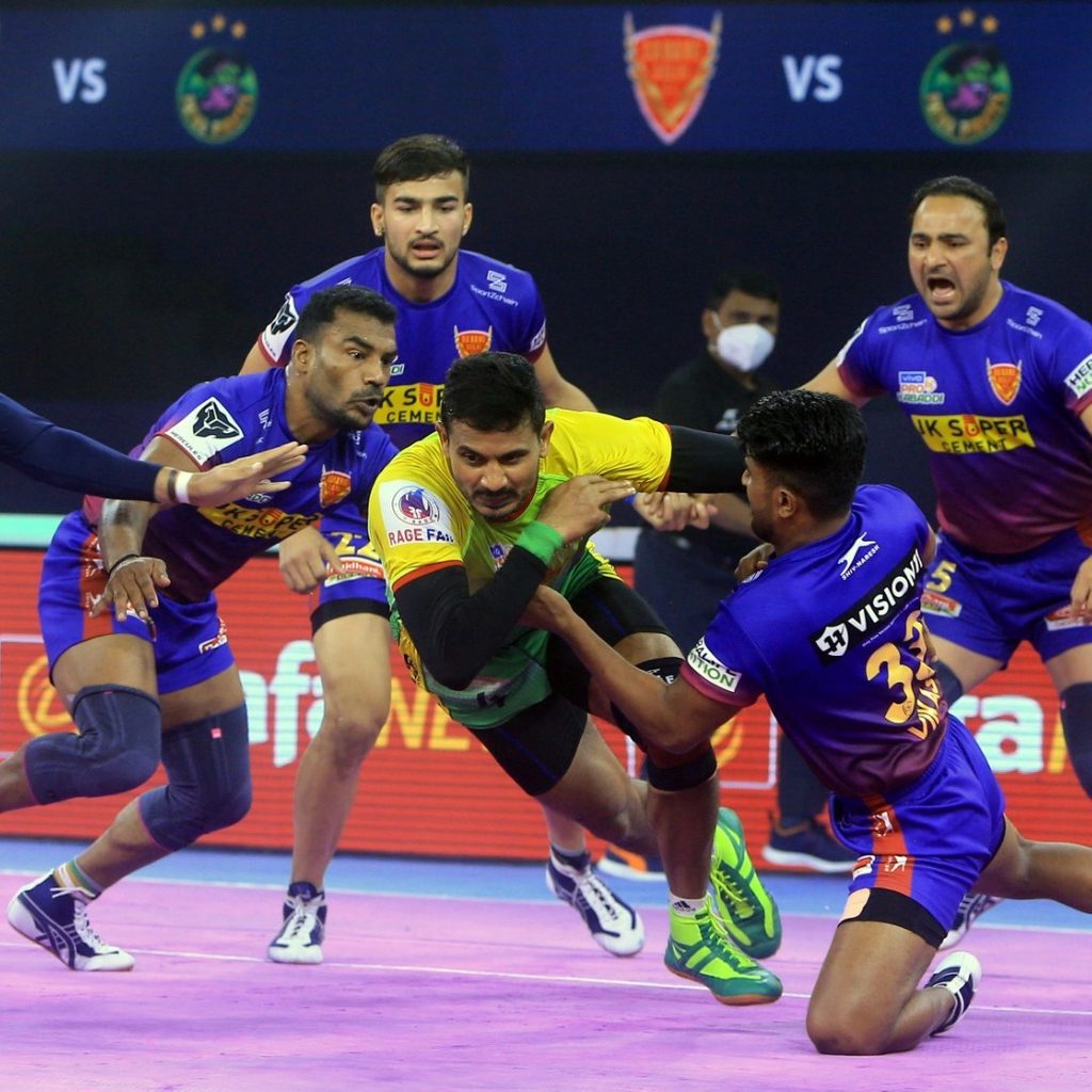 League stage's two best teams Patna Pirates and Dabang Delhi to clash in  PKL 8 final