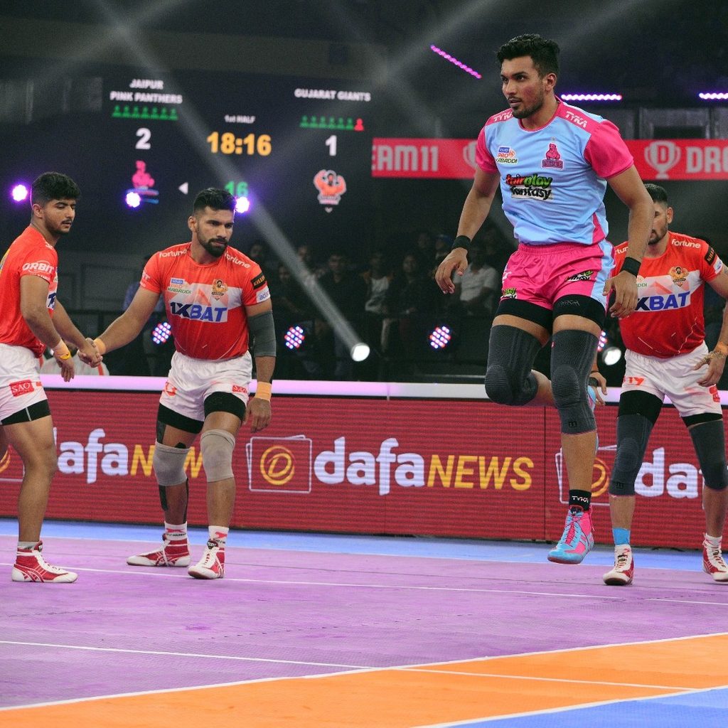 PKL 9: Jaipur Pink Panthers and Gujarat Giants Share Honours - News18