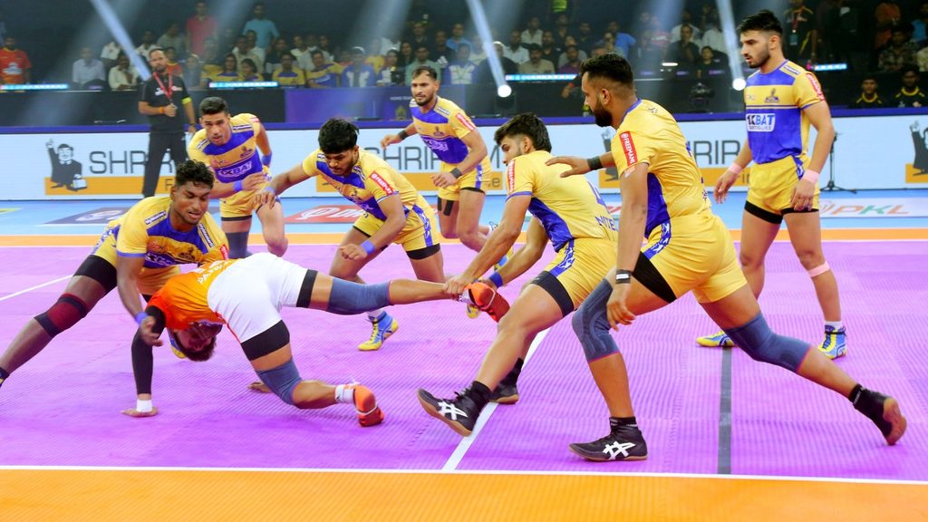 Tamil Thalaivas Beat Puneri Paltan In Match Of Pro Kabaddi