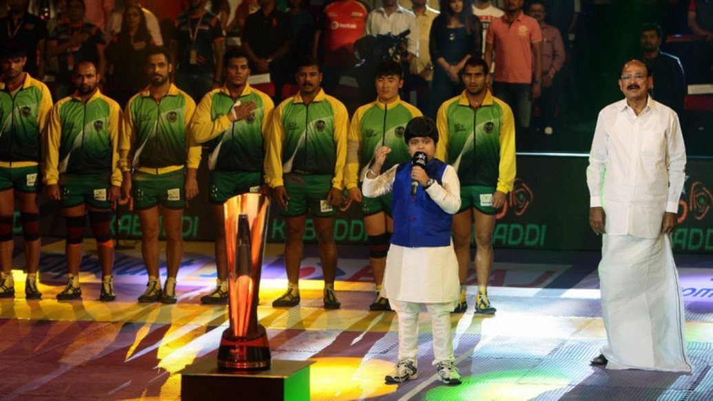 Gagan Gaonkar recites the National Anthem on Day 27 of Star Sports Pro